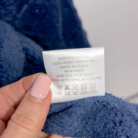 Ben Sherman Navy Plush Robe OS NWOT - Picture 6 of 8